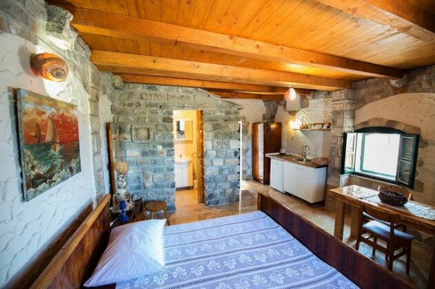 Trogir Hinterland Holiday Home - Photo4