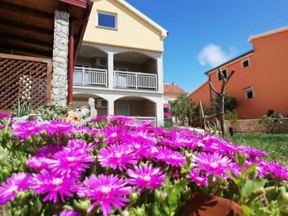 Apartmani Mala Sirena - Photo2