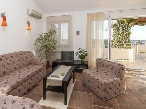 Apartments Levan 153 - Photo3