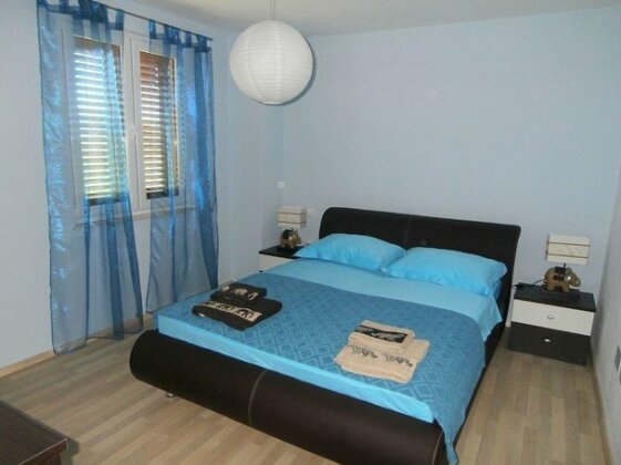 Holiday Home Lucia - Photo5