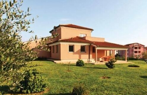 Holiday Home Mirna Medulin - Photo2