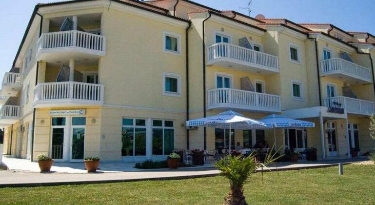 Hotel Arcus Residence - Photo3