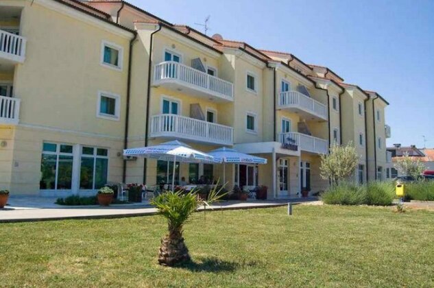 Hotel Arcus Residence - Photo4