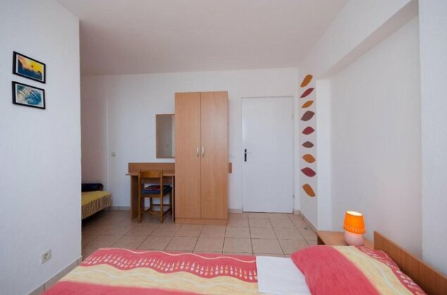 Apartment Kathy with Pool and sea view - Photo4