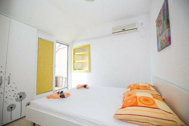 Apartments Cindric Metajna - Photo3