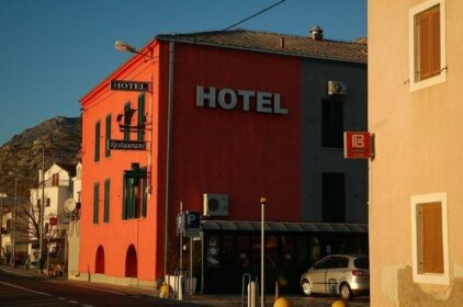 Hotel Velinac