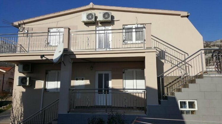 Villa Americana Metajna - Photo3
