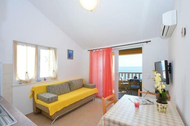 Apartments Punta Milna - Photo2