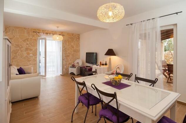 Helena Milna Brac Island Villa - Photo2