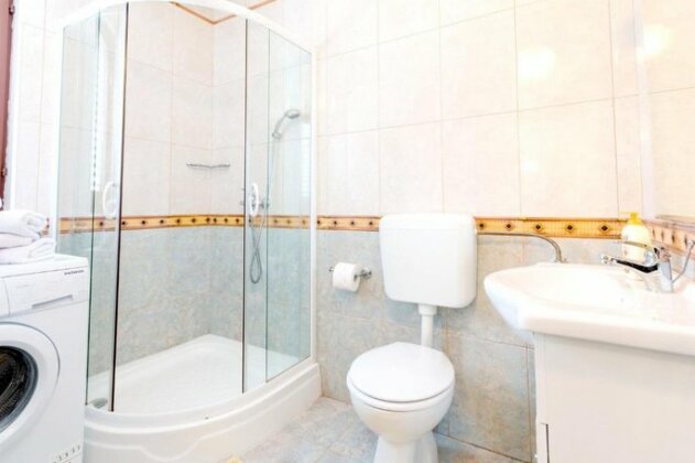 Holiday home Makarac - Photo3