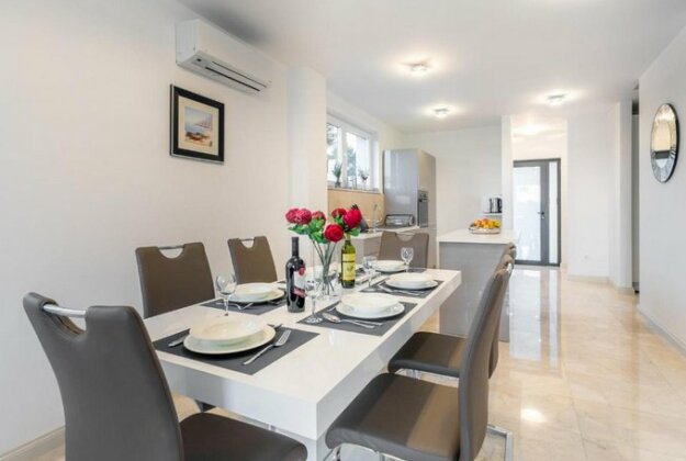 Villa Toma Milna - Photo3