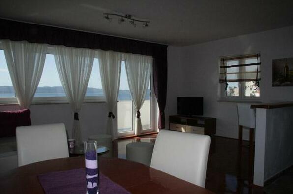 Apartments Mistral - Photo4