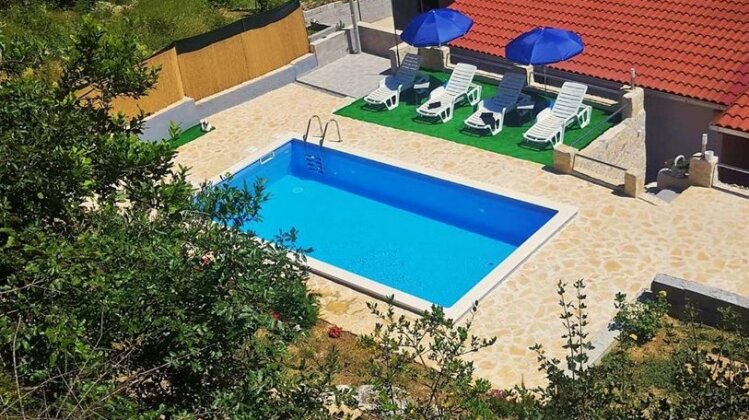 Holiday Home Dijamant - Photo2