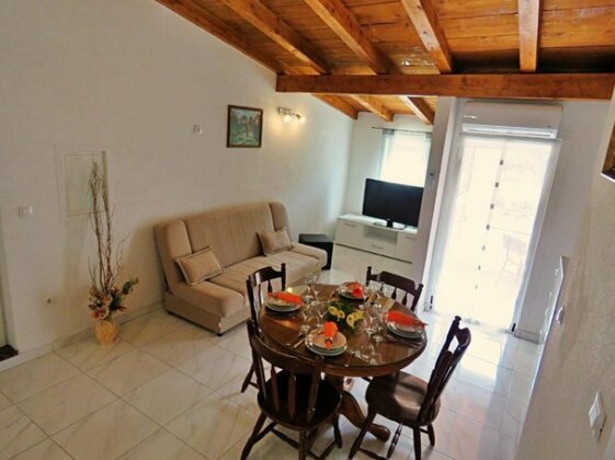 Holiday Home Dijamant - Photo4
