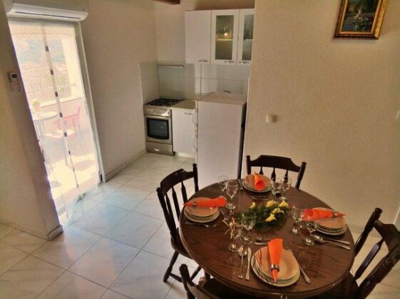Holiday Home Dijamant - Photo5