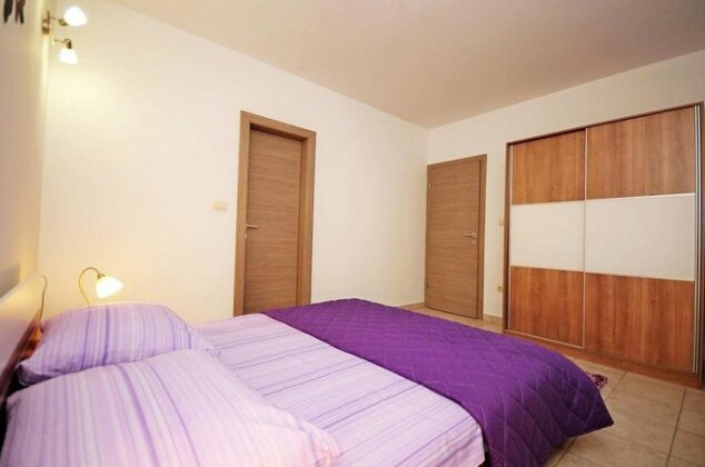 Holiday Home Maka - Photo3