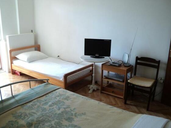 Pansion Saric - Photo2