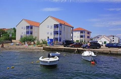 Aparthotel Marina Beach Supetar - Photo3