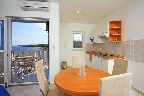 Aparthotel Marina Beach Supetar - Photo5