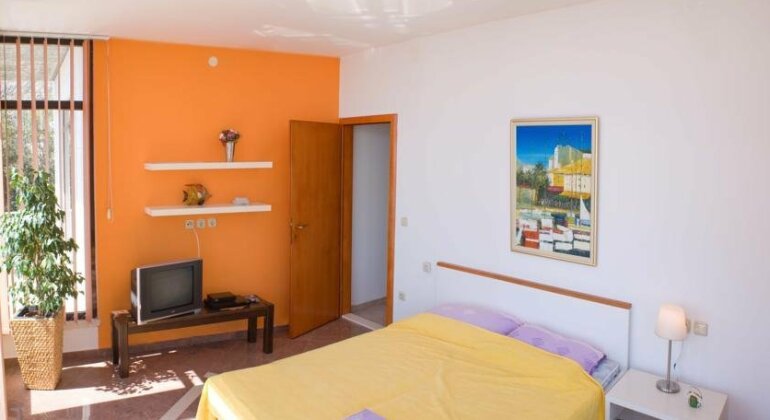 Apartments La Perla - Photo5