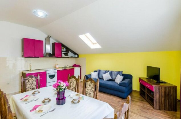 Apartments Mali Paradiso - Photo2