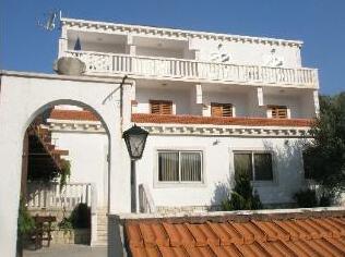 Victoria's House - Photo2