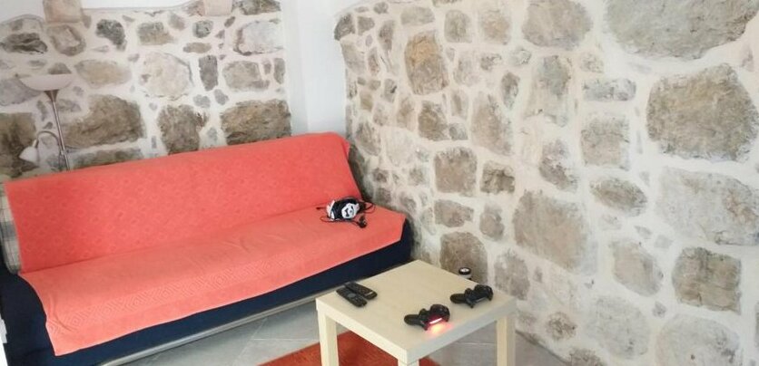 Mediterranean stone house - Photo3