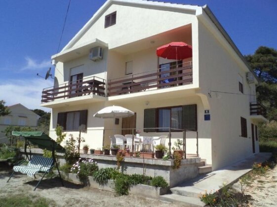 Apartment Nella - Photo2