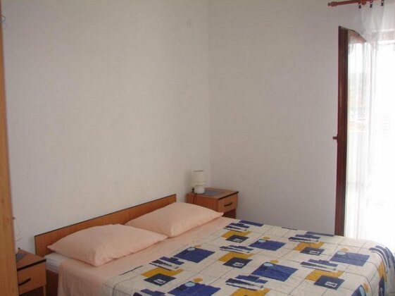 Apartments and rooms DJ - Photo2