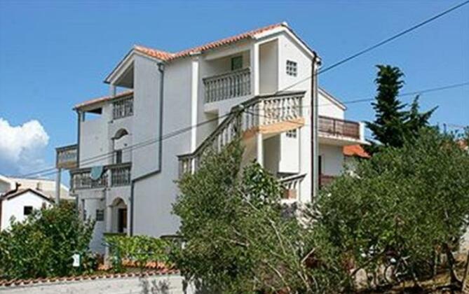 Apartments Villa Arta