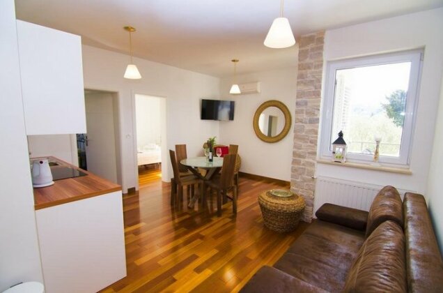 Villa Kos Murter Apartments - Photo4