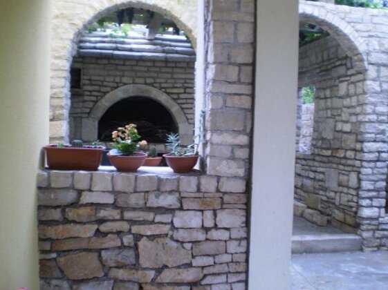 Maria Guesthouse Necujam - Photo2