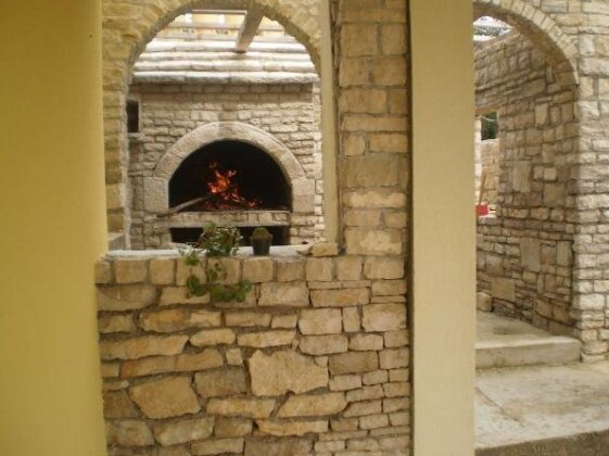 Maria Guesthouse Necujam - Photo3