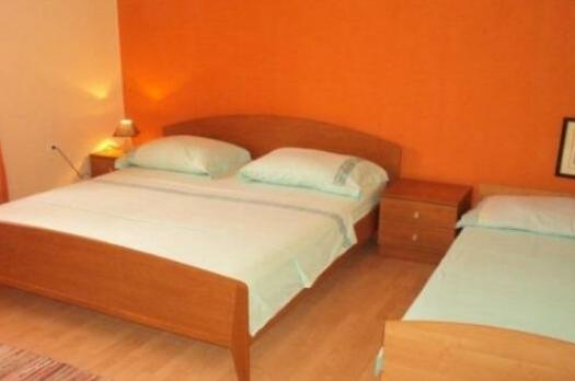 Apartment in Nin III - Photo2