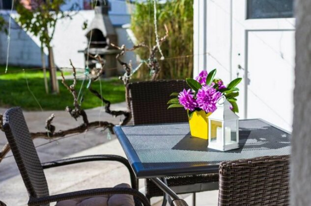 Holiday Apartment Elvir Nin - Photo4