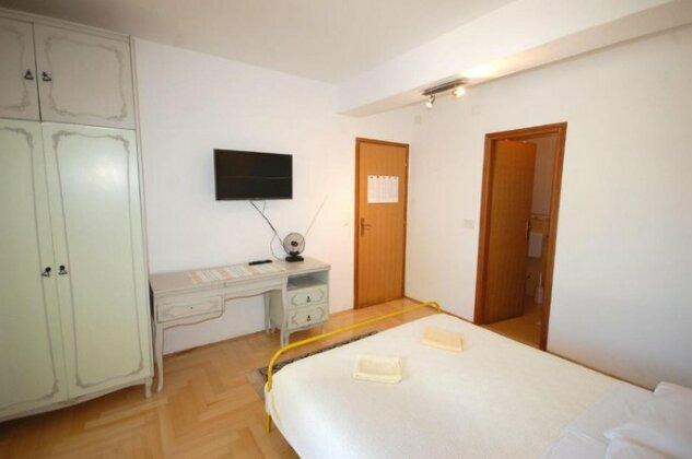Apartment & Room Mira - Photo2