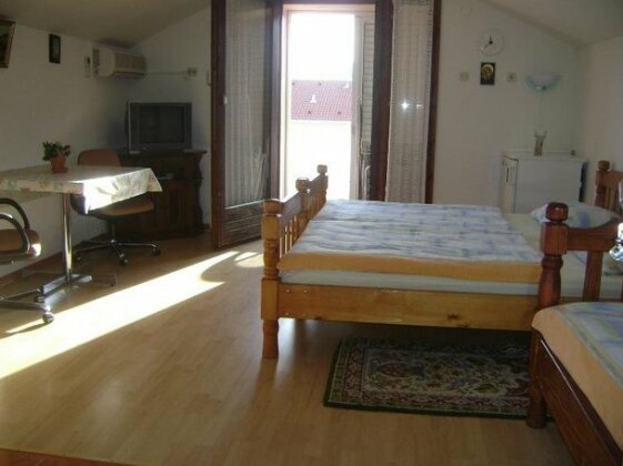Apartments Anika - Photo2