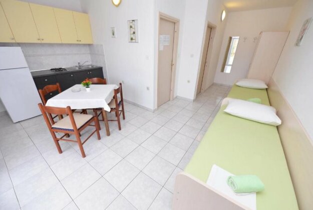 Apartments Nelly - Photo3