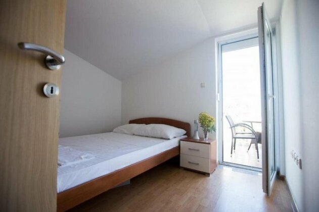 Ari Superior Apartments - Photo3