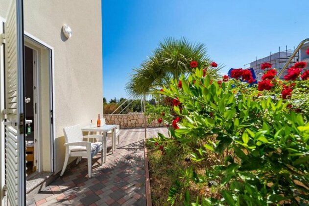 Beautiful Apartment Near the Center - Photo3