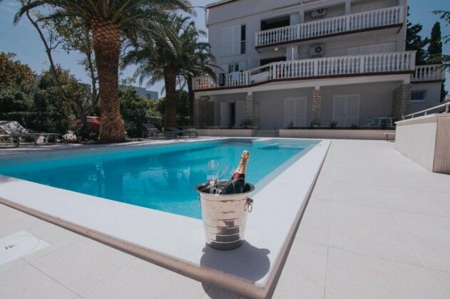 Pool Apartments Galeb - Photo3