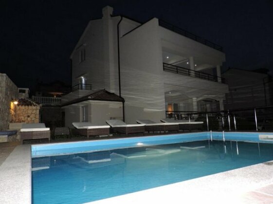 Apartments Villa Residenca - Photo5