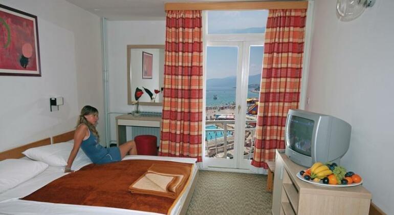 Hotel Lisanj - Photo3