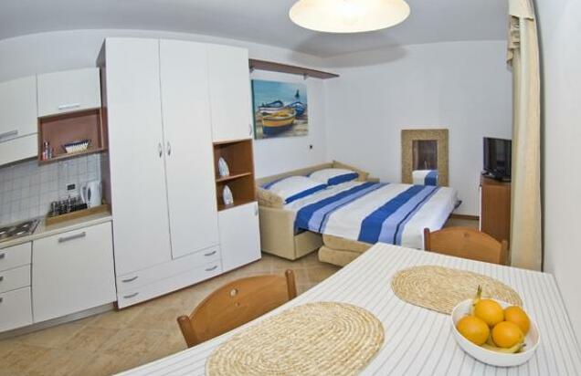 Apartments Al Porto - Photo2