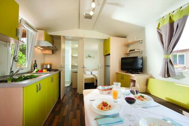 Holiday Homes Sirena Premium Village - Photo4