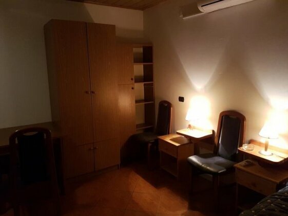 Rooms and Restaurant Ive - Photo2
