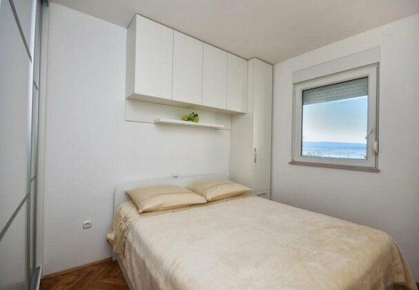 Adria - Photo2
