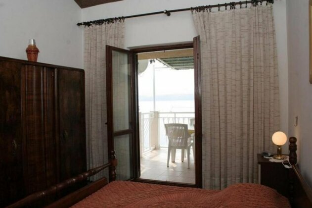Apartman Omis - Photo4