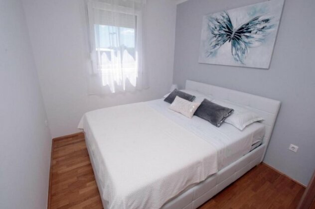 Apartman SANJA Omis - Photo5