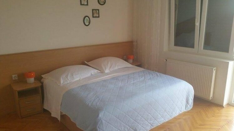 Apartment Dare - Photo2